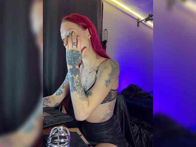 Alina666Mistress webcam