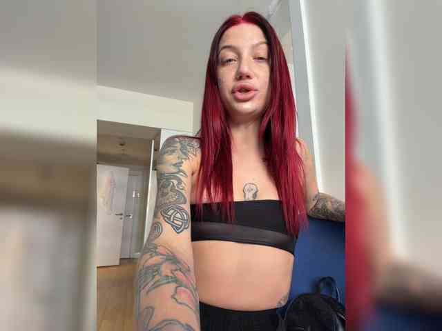 Alina666Mistress webcam