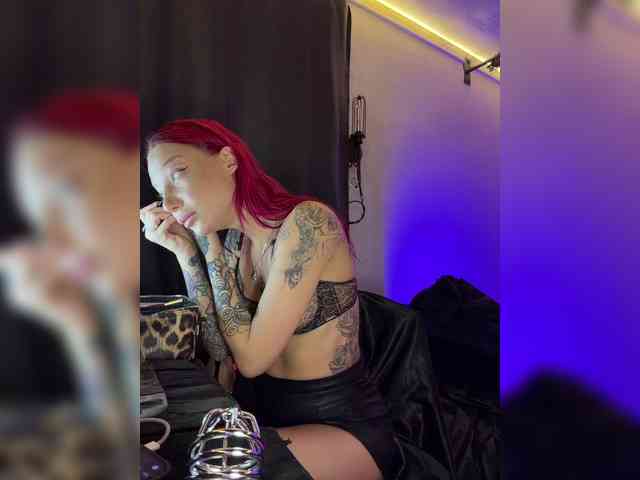 Alina666Mistress webcam