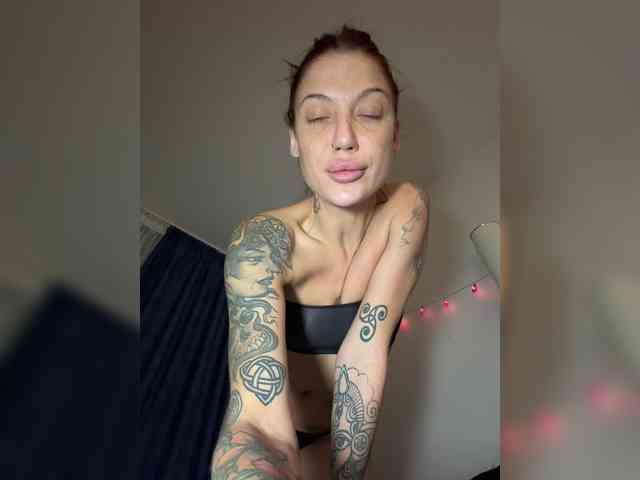Alina666Mistress webcam