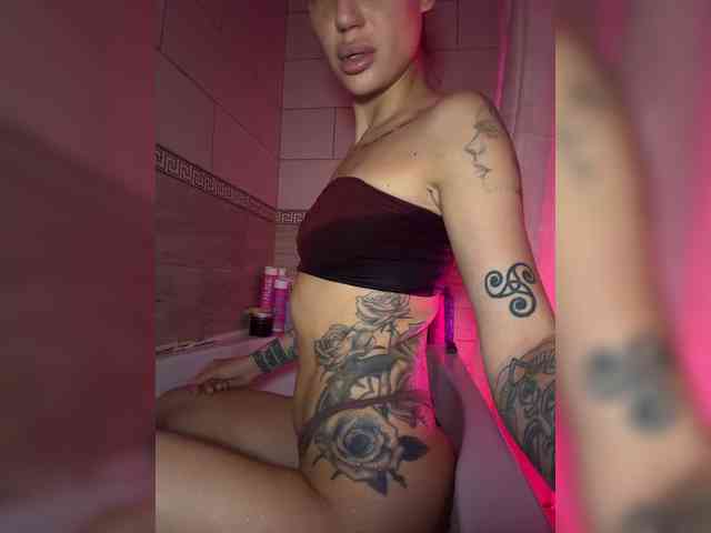 Alina666Mistress webcam