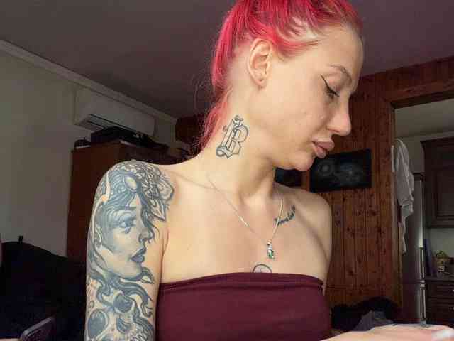 Alina666Mistress webcam