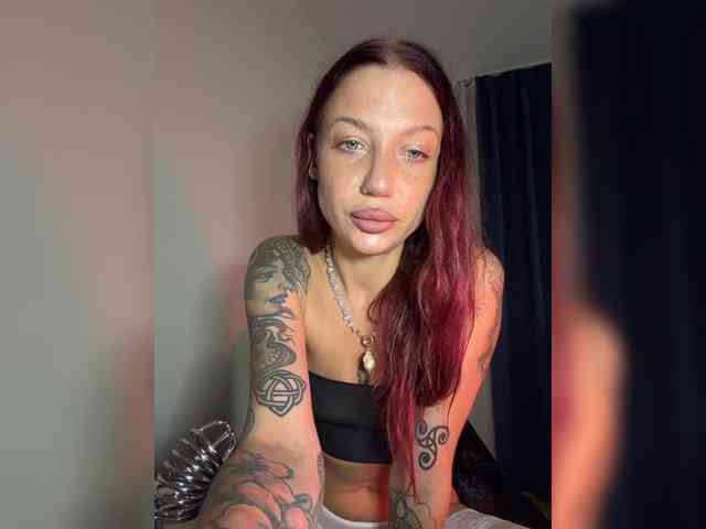 Alina666Mistress webcam
