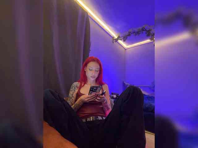 Alina666Mistress webcam