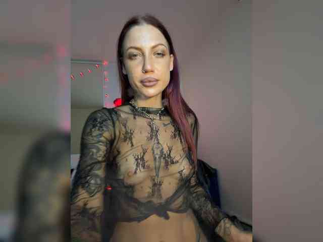 Alina666Mistress webcam