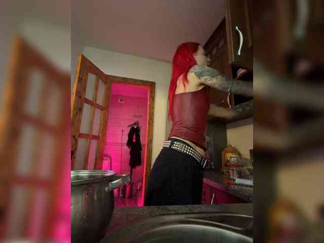 Alina666Mistress webcam