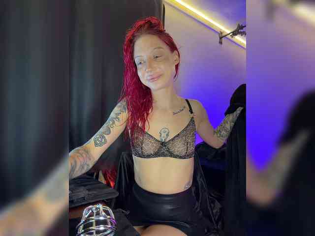 Alina666Mistress webcam