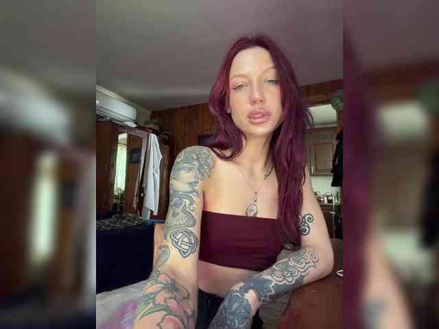 Alina666Mistress webcam