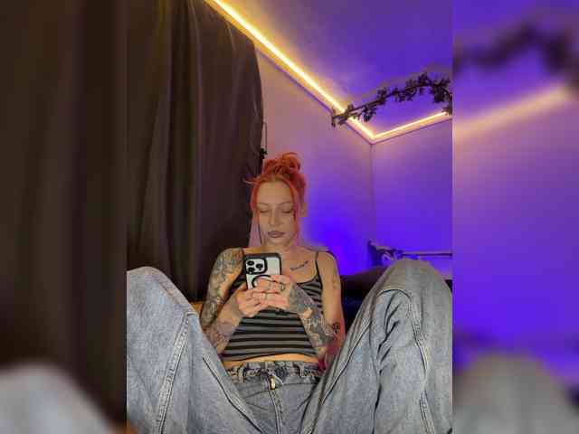 Alina666Mistress webcam