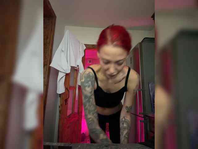 Alina666Mistress webcam