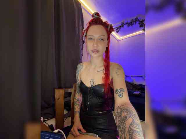 Alina666Mistress webcam