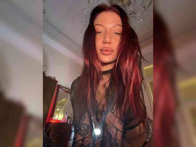 Alina666Mistress webcam
