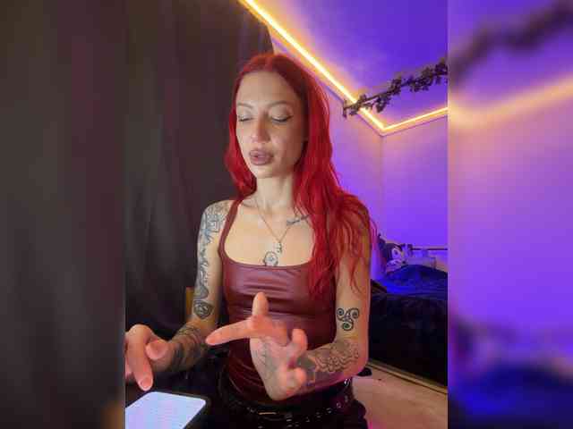 Alina666Mistress webcam