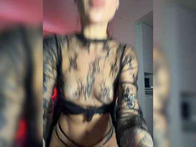 Alina666Mistress webcam