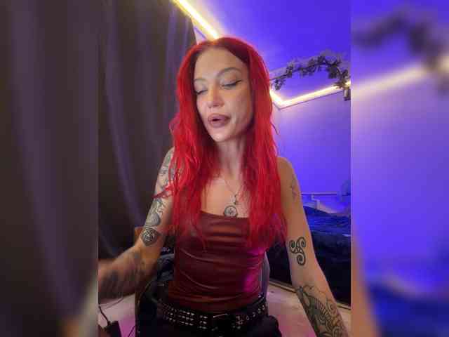 Alina666Mistress webcam