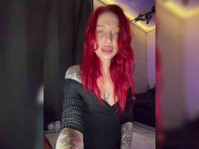 Alina666Mistress webcam