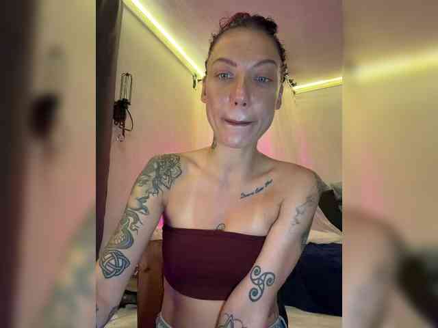 Alina666Mistress webcam
