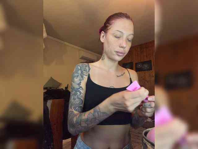 Alina666Mistress webcam