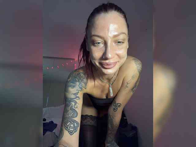 Alina666Mistress webcam