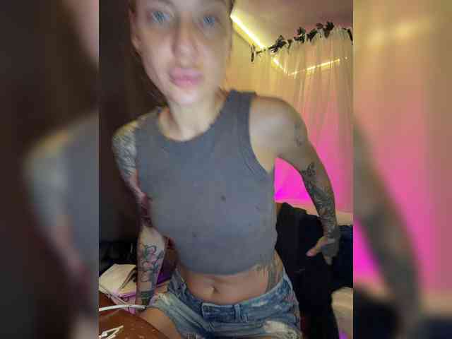 Alina666Mistress webcam