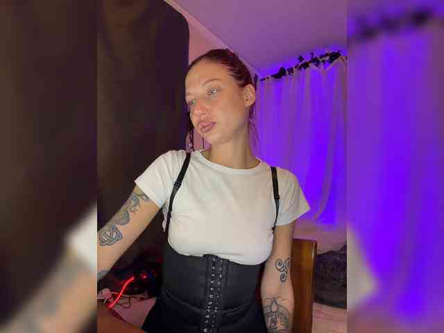 Alina666Mistress webcam