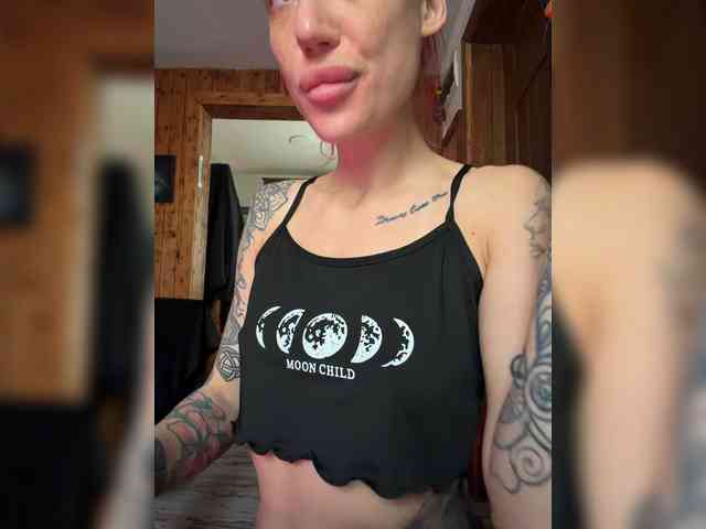 Alina666Mistress webcam