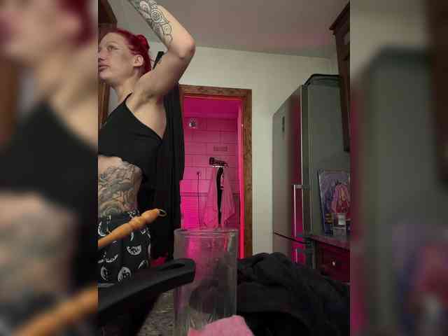 Alina666Mistress webcam