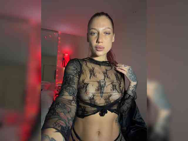 Alina666Mistress webcam