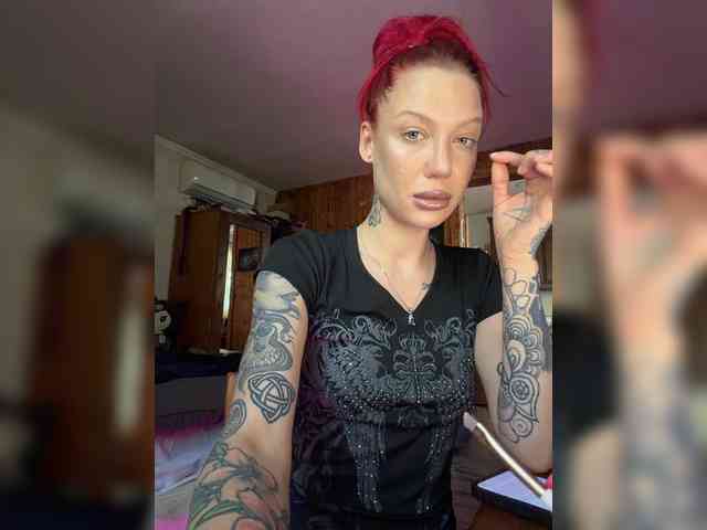 Alina666Mistress webcam