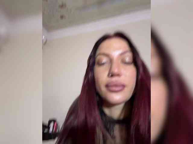 Alina666Mistress webcam