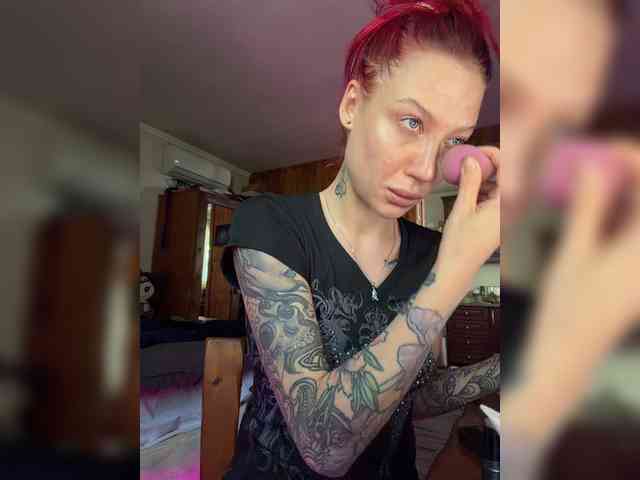 Alina666Mistress webcam