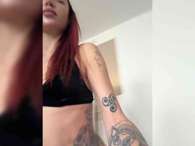 Alina666Mistress webcam