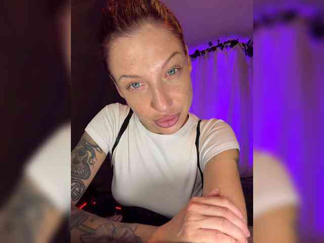 Alina666Mistress webcam
