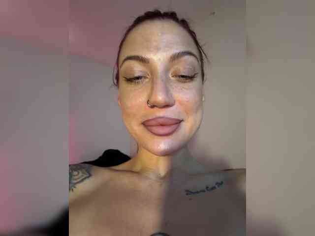 Alina666Mistress webcam