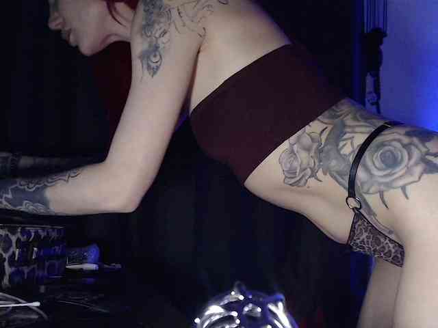 Alina666Mistress webcam