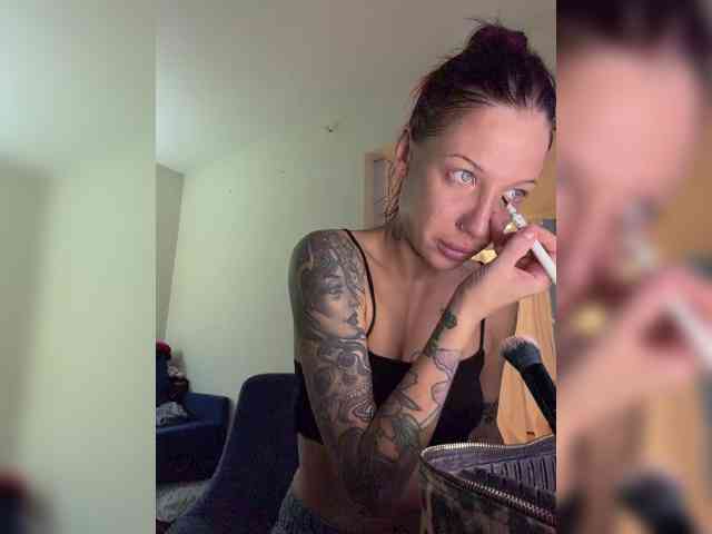 Alina666Mistress webcam