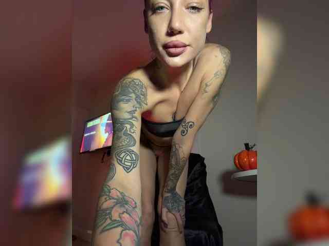 Модель: Alina666Mistress