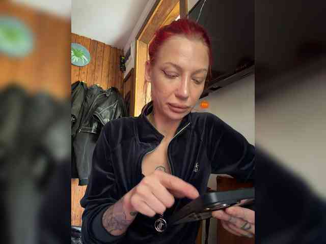 Alina666Mistress webcam