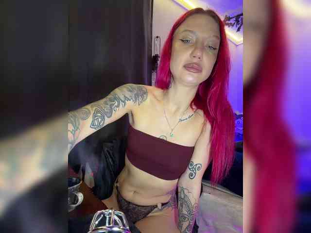 Alina666Mistress webcam