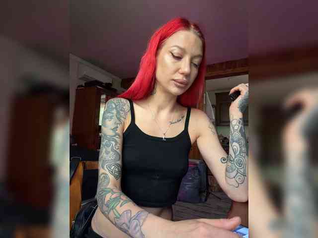 Alina666Mistress webcam