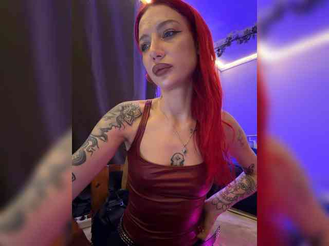 Alina666Mistress webcam
