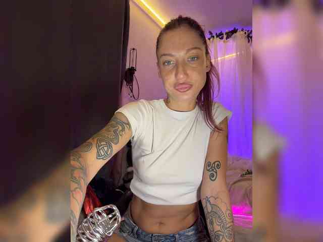 Alina666Mistress webcam