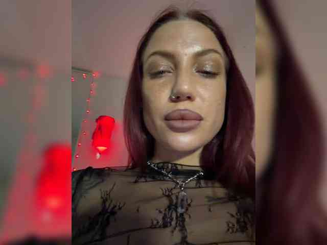 Alina666Mistress webcam