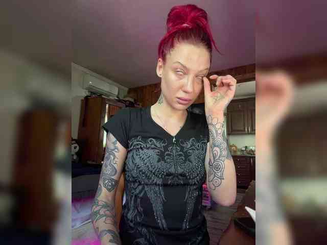 Alina666Mistress webcam
