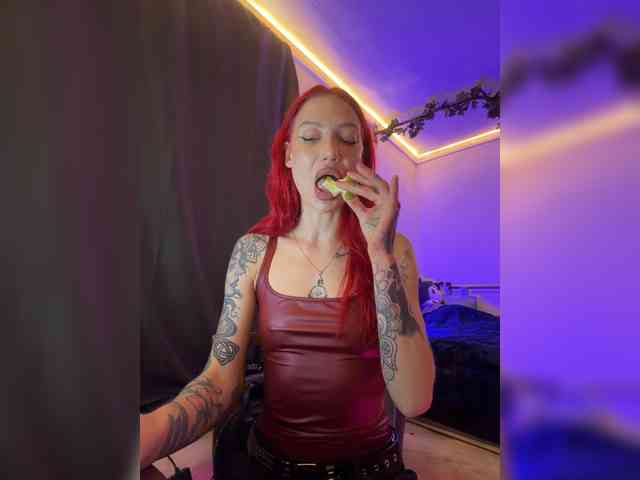 Alina666Mistress webcam