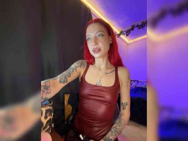 Alina666Mistress webcam