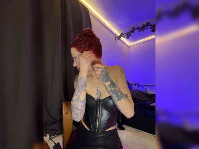 Alina666Mistress webcam