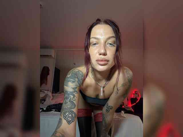 Alina666Mistress webcam