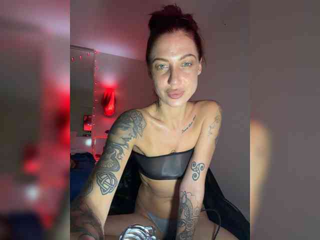 Alina666Mistress webcam