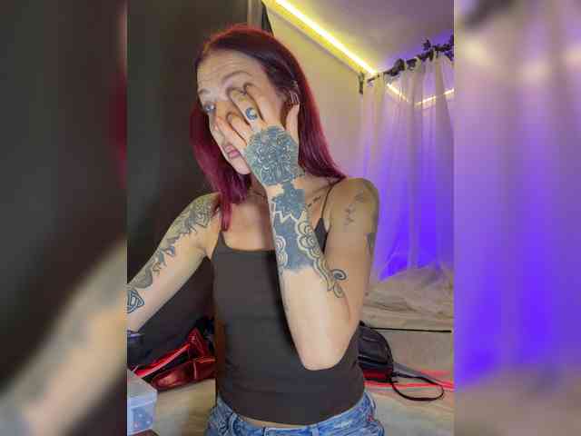 Alina666Mistress webcam